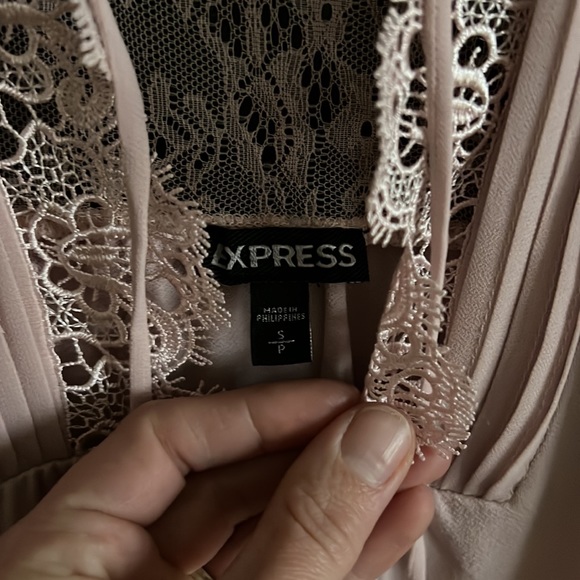 Express Blouse - Picture 2 of 3